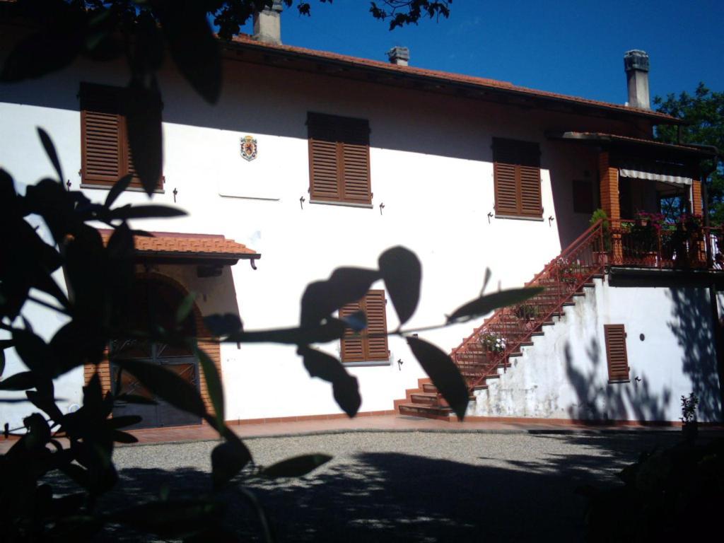 Podere Il Fattoio ฟิลยีเน วัลดาร์โน ห้อง รูปภาพ